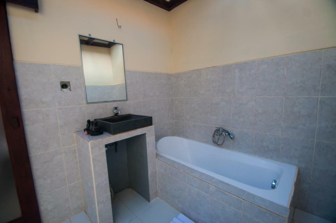 Kampuak Cottages Sakti Bagian luar foto
